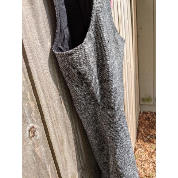 Saks Fifth Avenue Gray Wool Dress with Roses size 4 - Picture 14 of 16